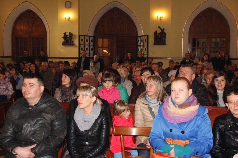 Eucharystia kończąca Oazę Modlitwy w Nowym Mieście