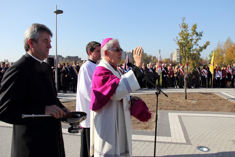 Poświęcenie pomnika katyńskiego w Tychach