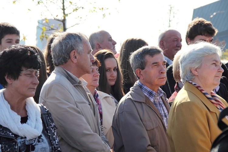 Poświęcenie pomnika katyńskiego w Tychach