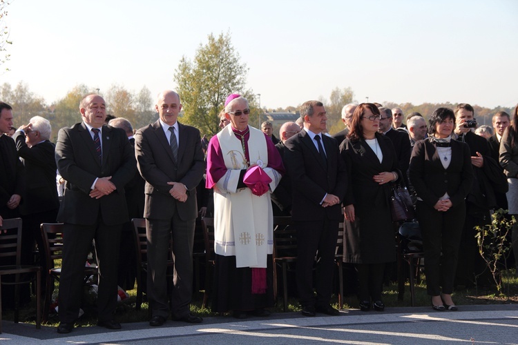 Poświęcenie pomnika katyńskiego w Tychach