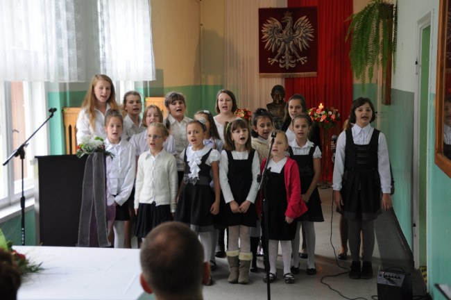 Inauguracja katolickiej szkoły w Grabinie