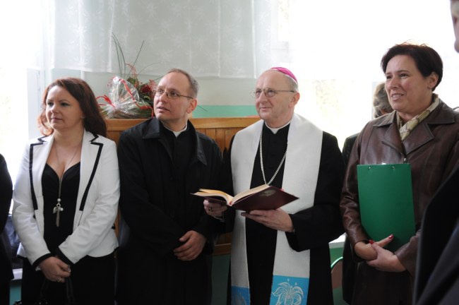 Inauguracja katolickiej szkoły w Grabinie