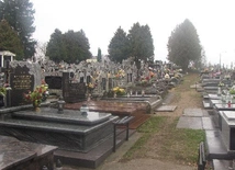 Cmentarz w Krzynowłodze Wielkiej