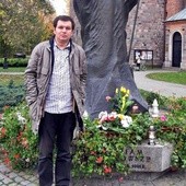 Marcina Oporskiego od wielu lat fascynuje osoba Jana Pawła II