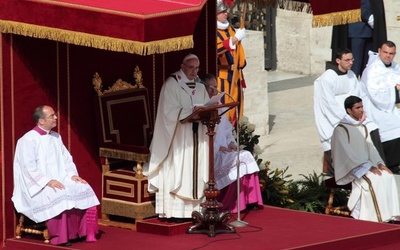 Papieska Msza przy grobie JPII