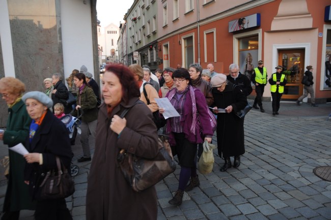 Marsz Świętych w Opolu