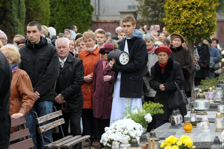 Procesja za zmarłych