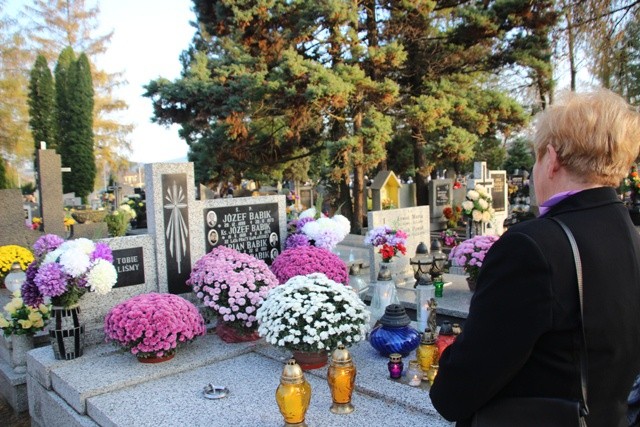 Wszystkich Świętych na cmentarzu w Andrychowie