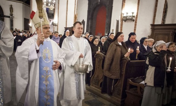 Bp Marian Duś emerytem