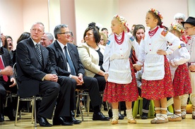 29 października prezydencka para była podejmowana w Mościsku przez wójta gminy  Marka Chmielewskiego