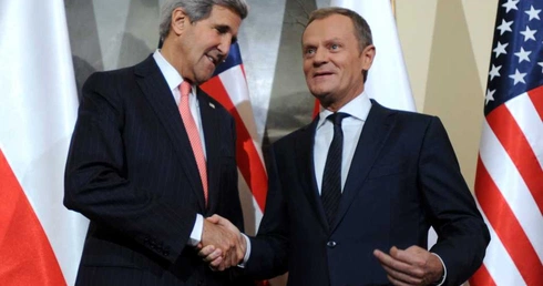 Tusk spotkał się z Kerrym