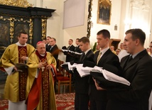 Sutanny poświęcił bp E. Frankowski