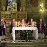W przeddzień rocznicy poświęcenia bazyliki katedralnej bp Roman Marcinkowski przewodniczył Mszy św. w intencji zmarłych biskupów i kanoników Kapituły Katedralnej Płockiej