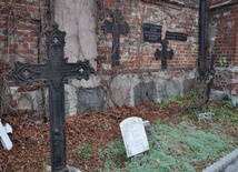 Ponad miastem: cmentarz na Kopfbergu