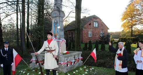 Na honorowej warcie stanął potomek powstańca styczniowego