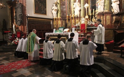 Liturgia przedsoborowa w legnickiej katedrze