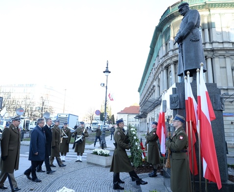 Synowie i córki uczą się miłości Ojczyzny  