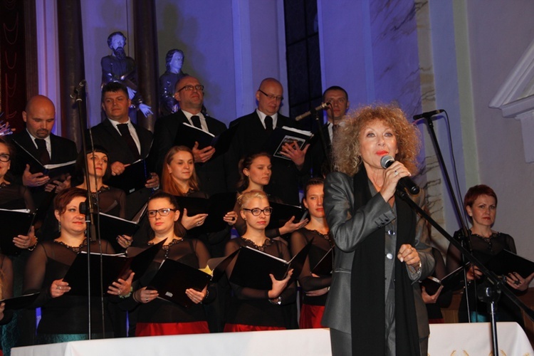 Koncert pieśni patriotycznych w Rzeczycy