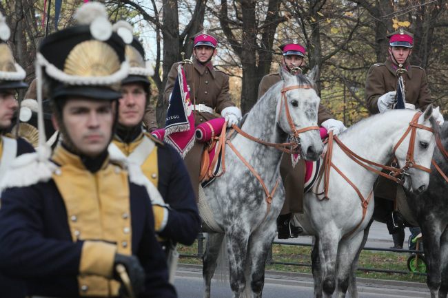 Defilada rekonstruktorów