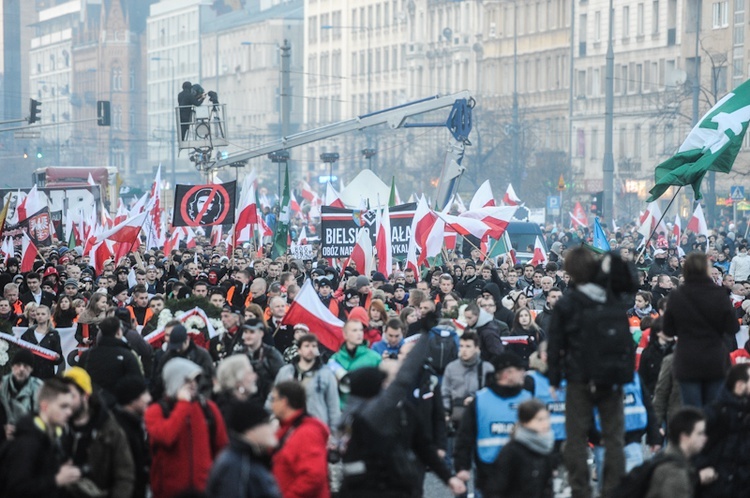 Marsz Niepodległości i zadymy.