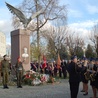 Uroczystości patriotyczne pod pomnikiem Niepodległości w Skierniewicach