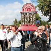  W zeszłym roku bp Stefan Regmunt ustanowił kościół parafialny w Międzyrzeczu sanktuarium pw. Pierwszych Męczenników Polski. Jedną z najnowszych inicjatyw jest pielgrzymka mężczyzn