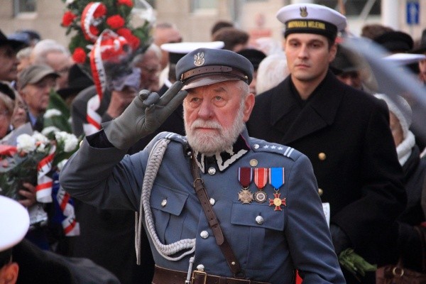 Odsłonięcie pomnika Piłsudskiego