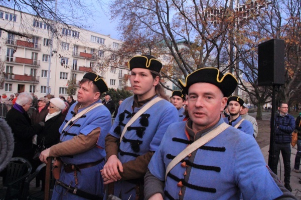 Odsłonięcie pomnika Piłsudskiego