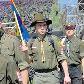 Starsi harcerze dzielą się z młodszymi wzorcami, swoją wiedzą i doświadczeniem, ale także pasjami 