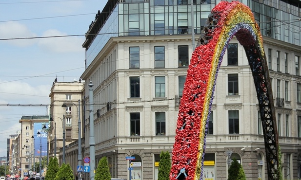 A może biało-czerwona?