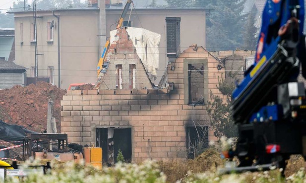 Strażacy zakończyli pracę na miejscu katastrofy
