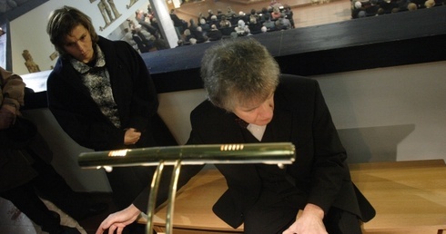 Porywające "Requiem" i festiwal scholi