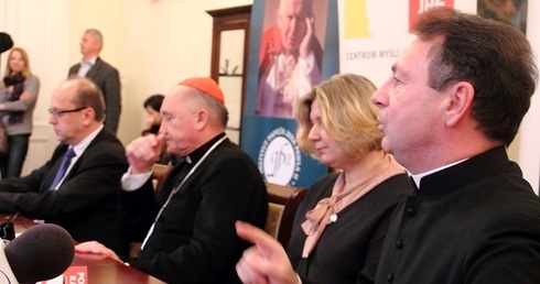 Myśląc z Wojtyłą…