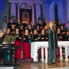 W Rzeczycy, w związku z 95. rocznicą odzyskania niepodległości, odbył się koncert Alicji Majewskiej, Włodzimierza Korcza i Strzyżewskiego Chóru Kameralnego