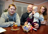 Rodzina Wszołów wystąpiła przed prezydentem Komorowskim podczas jego wizyty w gminie Dzierżoniów