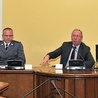  W debacie udział wzięli m.in. Jacek Kozłowski, wojewoda mazowiecki  i Andrzej Nowakowski, prezydent Płocka 
