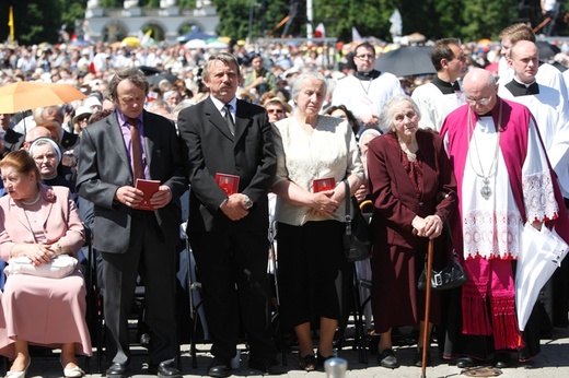 Zmarła Marianna Popiełuszko