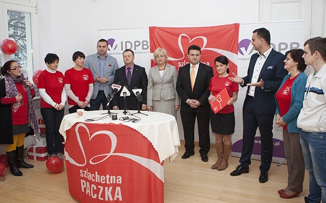 Szukamy darczyńcow Szlachetnej Paczki
