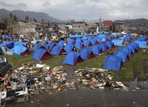 Liczba ofiar Haiyan przekroczyła 5 tys.