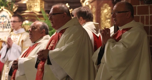 25 wyjątkowych lektorów