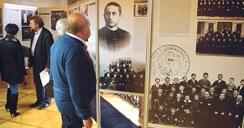 Wystawa zaprezentowana została we wnętrzach cieszyńskiego muzeum
