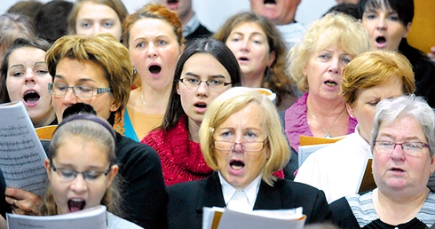  Chórzyści uczyli się m.in. „Hymnu na Rok Wiary”,  który wykonali na jego zakończenie