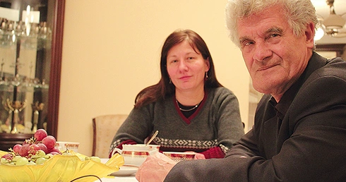 Pana Stefana w podejmowanych inicjatywach wspiera żona Maria.  – Wiem, że kiedy podejmujemy się czegoś, to wspólne działanie nie tylko sprawia, że wszystko jest łatwiejsze, ale też i zbliża nas do siebie – mówi Maria