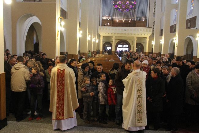 Relikwie bł. Jose i bł. Karoliny w Mościcach 