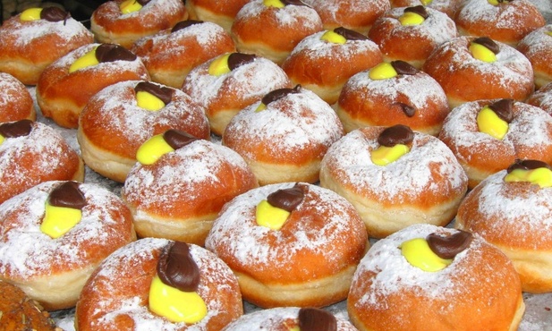Chanukowe pączki