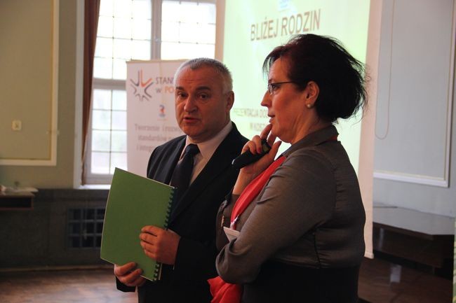 Konferencja "Bliżej rodzin"