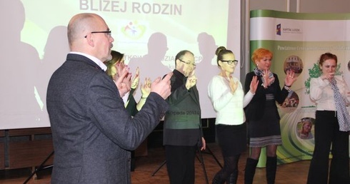 Konferencja "Bliżej rodzin"