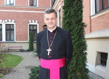 Biskup nominat Roman Pindel tuż po ogłoszeniu decyzji papieża Franciszka