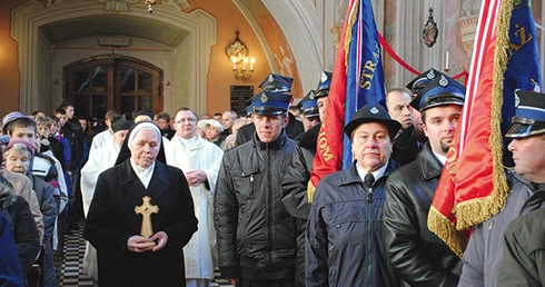  Wprowadzenie relikwii do bielińskiej świątyni