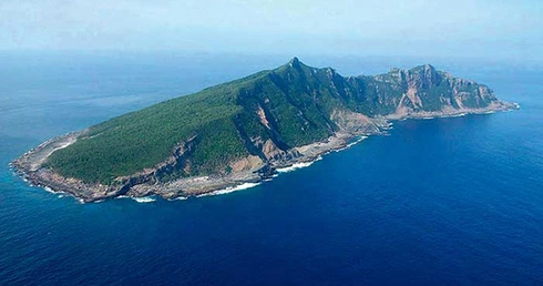 Uotsuri-shima to największa z wysp w położonym na Morzu Wschodniochińskim archipelagu, nazywanym przez Japonię Senkaku, a przez Chiny – Diaoyu
